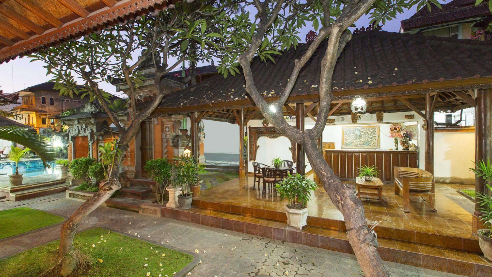 Surya Tropical Kuta Hotel Kuta Lombok Exterior foto